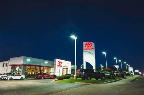 lansing toyota|toyota dealers near lansing mi.